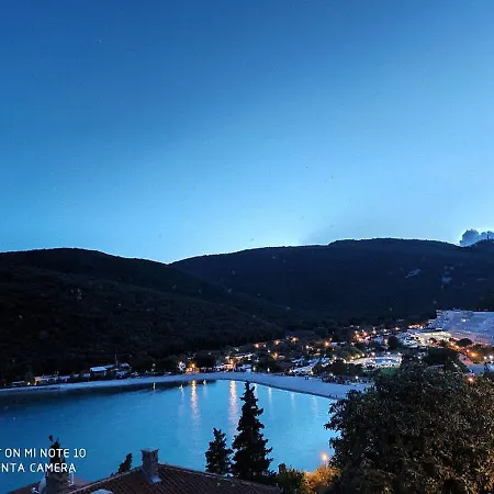 Apartment Noemi With A Direct View Rabac