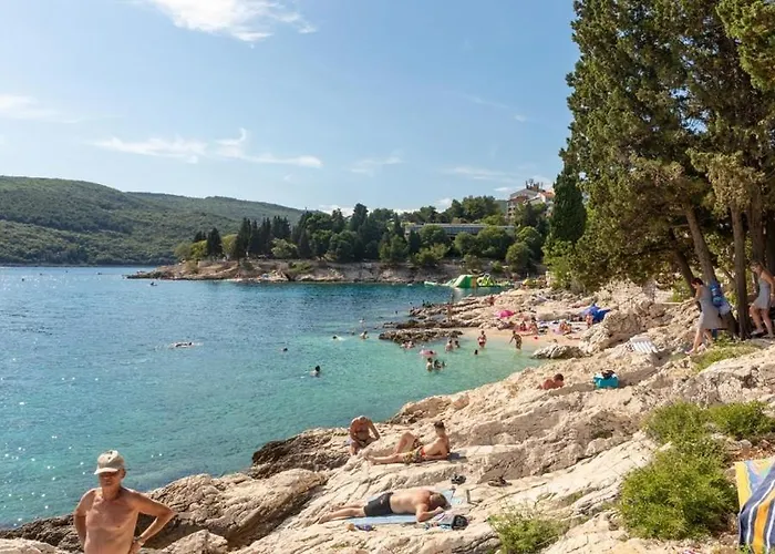 Noemi With A Direct View