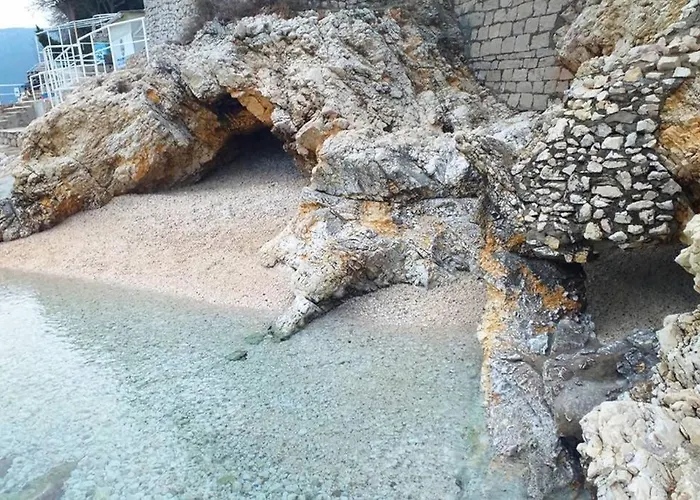 Noemi With A Direct View